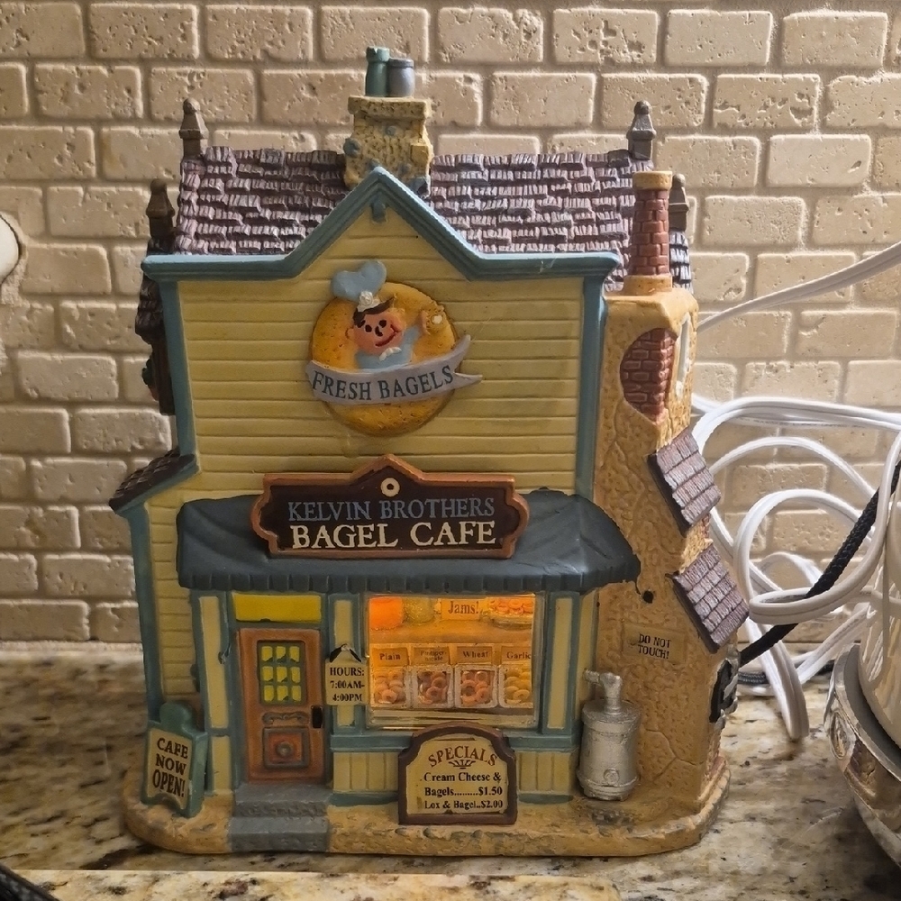 Kelvin Brothers Bagel Cafe Decorative Light